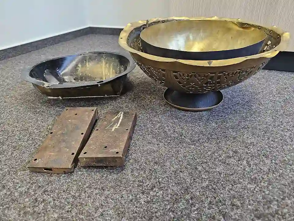 Abbildung mutma&szlig;lich gestohlener Gegenst&auml;nde 2