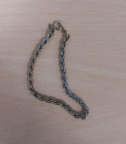 Armband in silber.