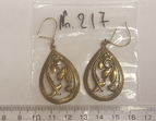 Asservat 217: zwei Ohrringe / florale Abbildung mit Steinen besetzt