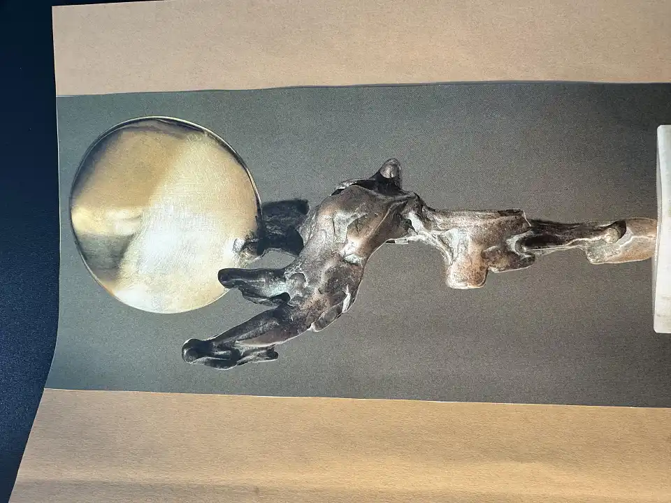 Gestohlene Bronzestatue